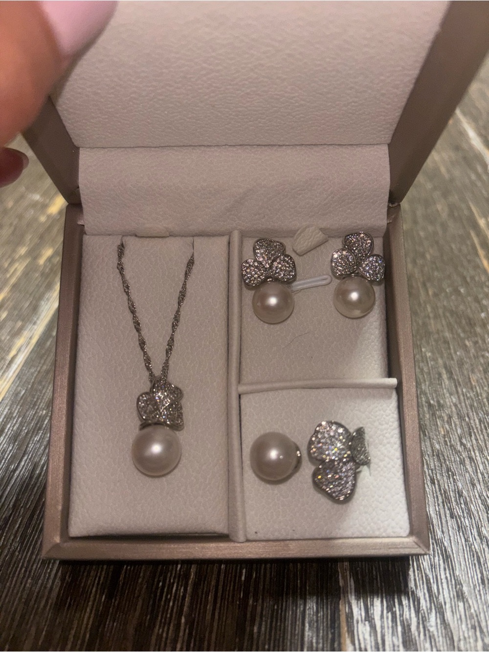 Pearl & Crystal Flower Pendant Necklace, Ring and Earrings Set - White Pearls